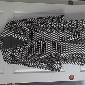 It's a lightweight all year coat.Perfect with jeans or over a little black dress